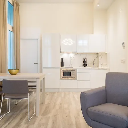 Iloftmalaga Velázquez Apartamento *
